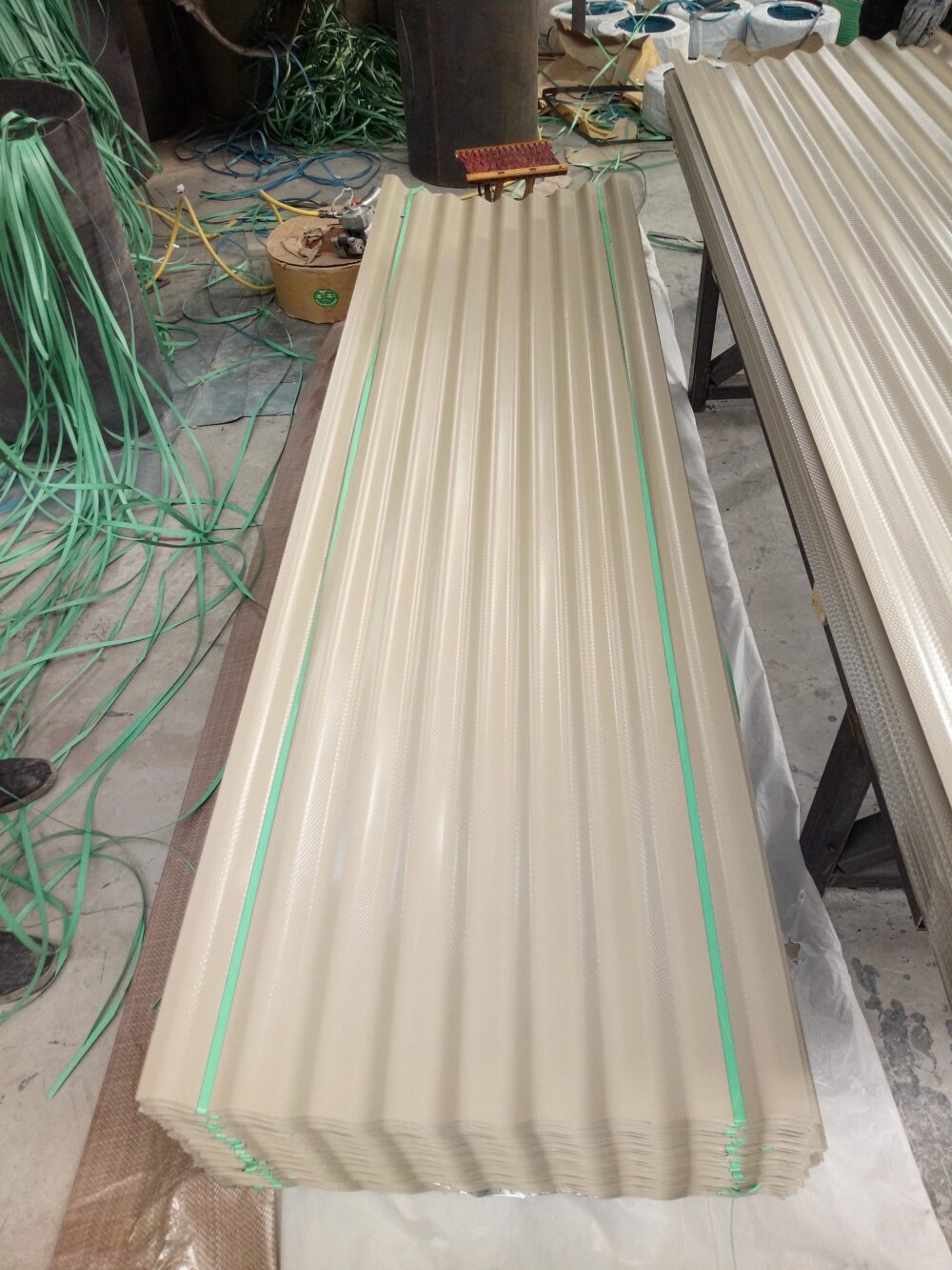 Beige Color Zinc Roofing Sheets Galvanized Roof Sheet